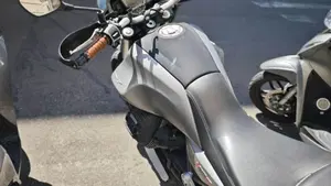 Moto Guzzi V85 TT (2019 - 20)  (5)