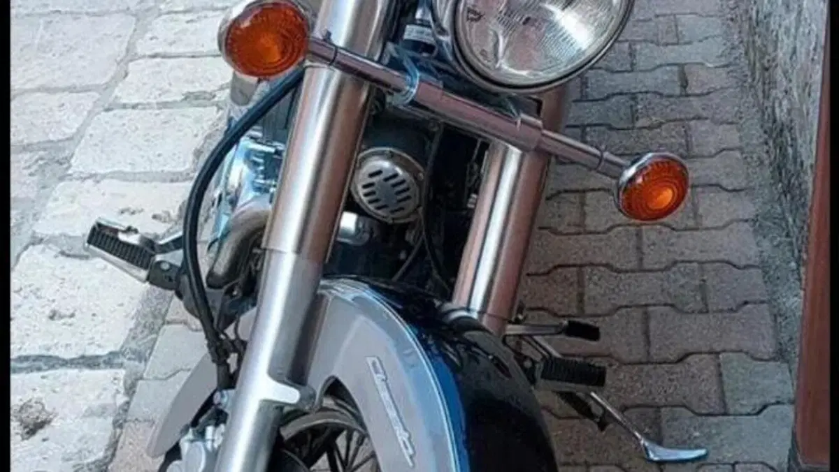 Yamaha XVS 650 Drag Star A Classic (1998 - 06)  (2)