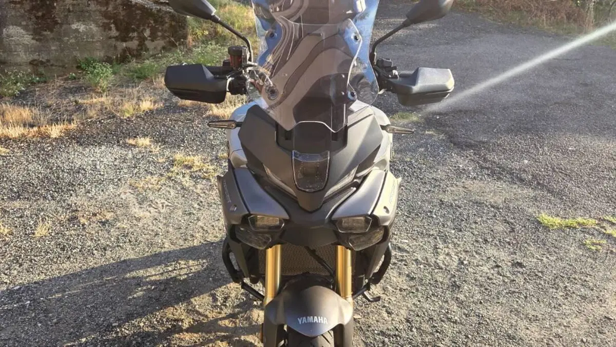Yamaha Tracer 9 GT Y-AMT (2025 - 26)  (2)