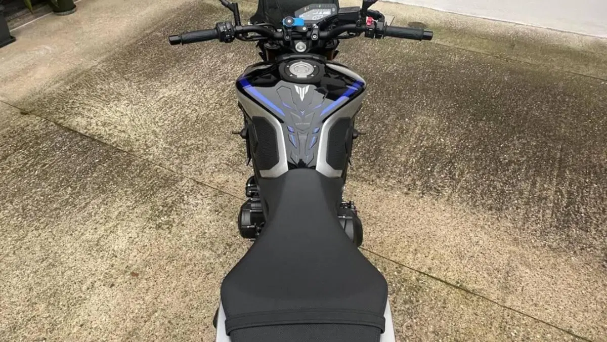 Yamaha MT-09 SP (2018 - 20)  (8)