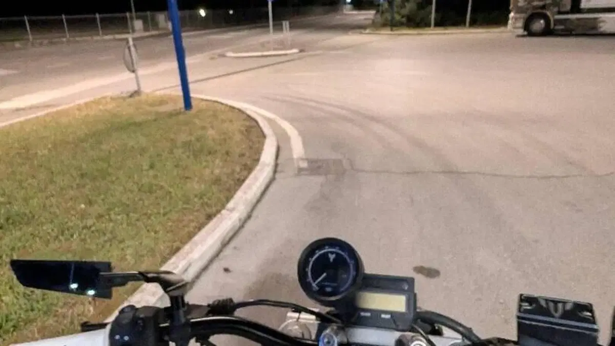 Yamaha MT-03 (2006 - 14)  (3)