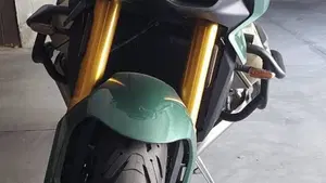 Moto Guzzi V100 Mandello S (2022 - 24)  (3)