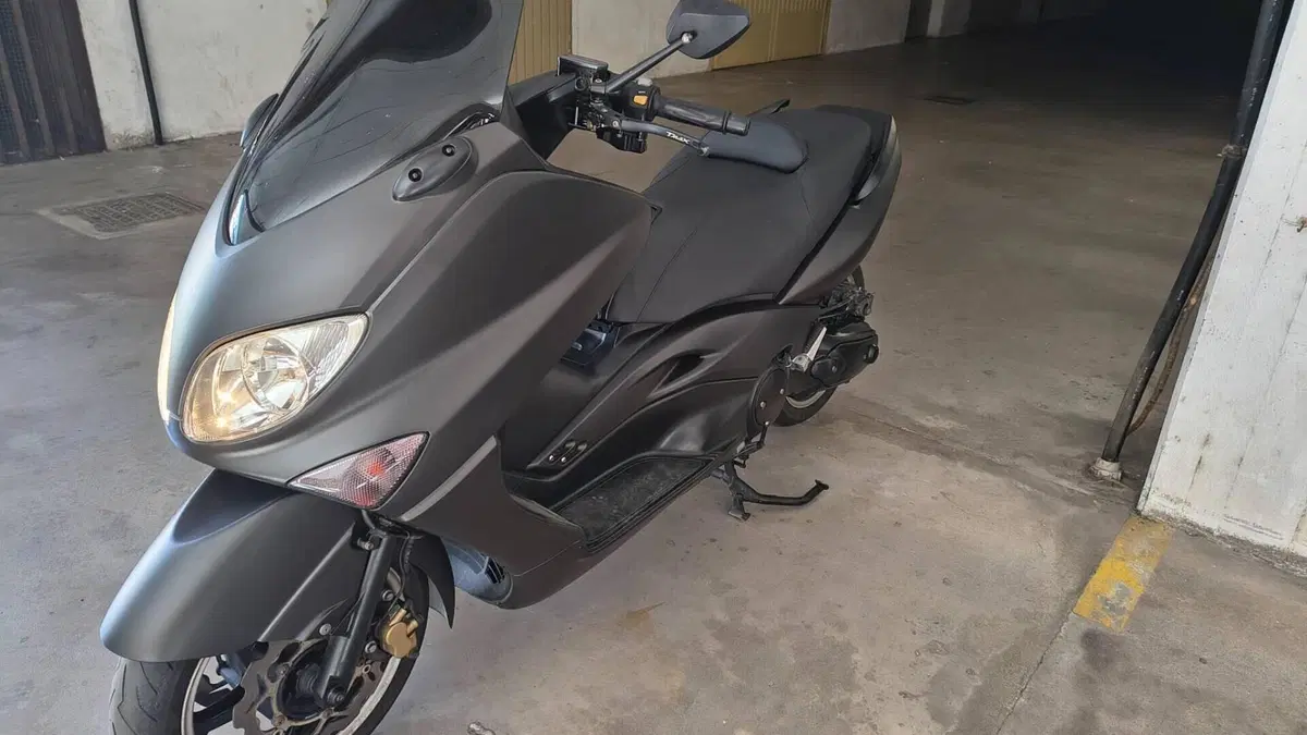 Yamaha T-Max 500 (2004 - 07)  (2)