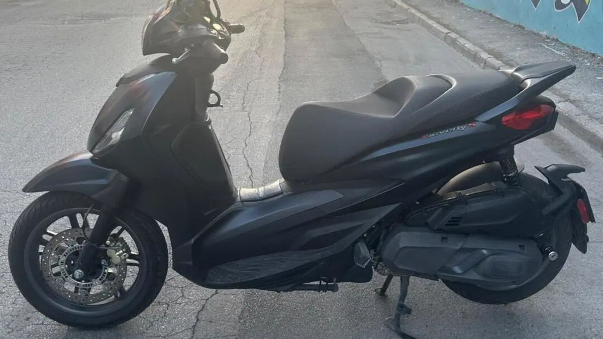 Piaggio Beverly 400 ABS-ASR (2021 - 24)  (3)