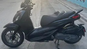 Piaggio Beverly 400 ABS-ASR (2021 - 24)  (3)