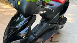 Aprilia SR 50 R (2012 - 17)  (5)