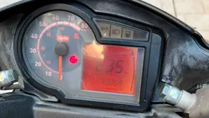 Aprilia SR 50 R (2012 - 17)  (6)