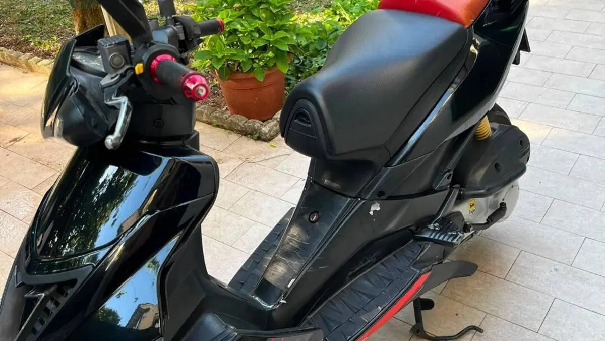 Aprilia SR 50 R (2012 - 17) 