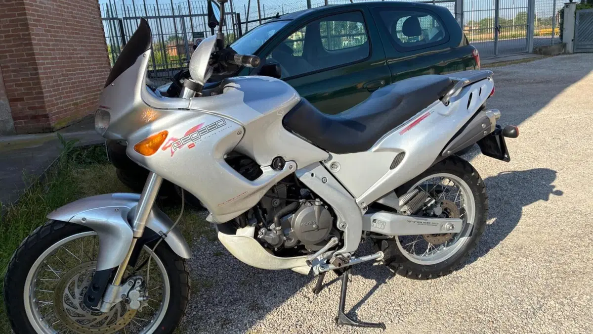 Aprilia Pegaso 650 (1997 - 00) 