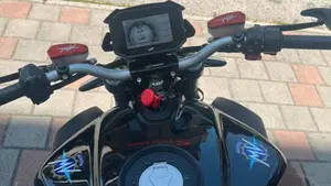 MV Agusta Brutale 800 R (2023 - 25)  (4)