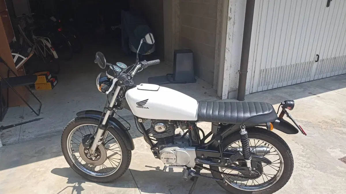 Honda   (2)