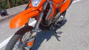 KTM 690 Enduro R (2022 - 25)  (6)