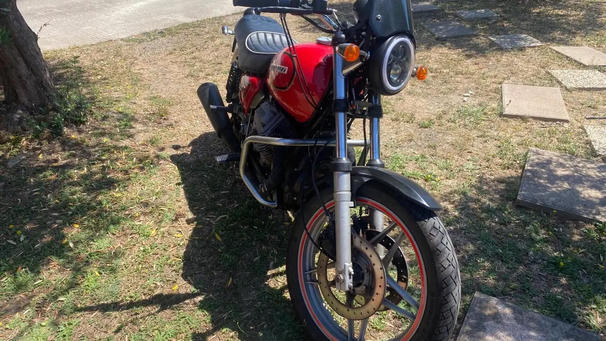 Moto Guzzi   (3)