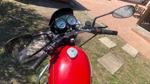 Moto Guzzi   (7)