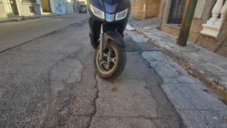 Aprilia SXR 50 (2021 - 26) usata