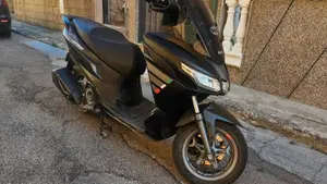 Aprilia SXR 50 (2021 - 26)  (2)