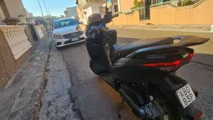 Aprilia SXR 50 (2021 - 26)  (3)