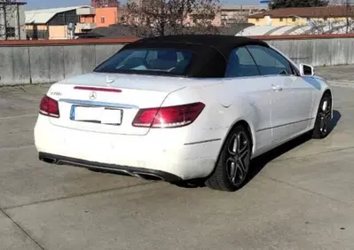 Mercedes-Benz Classe E Cabrio 220 d Cabrio Premium (2)