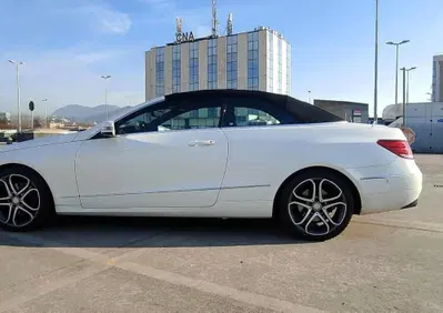 Mercedes-Benz Classe E Cabrio 220 d Cabrio Premium (3)