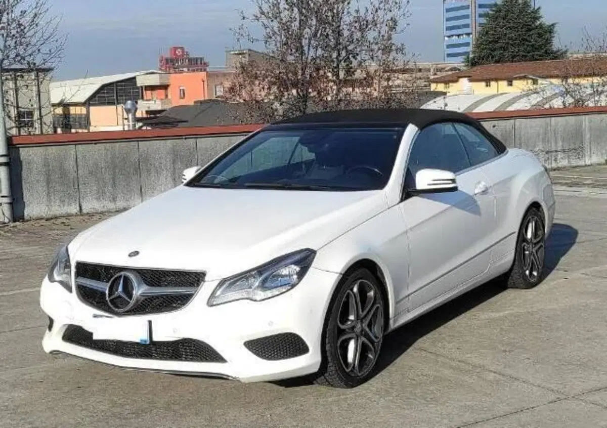 Mercedes-Benz Classe E Cabrio 220 d Cabrio Premium (6)