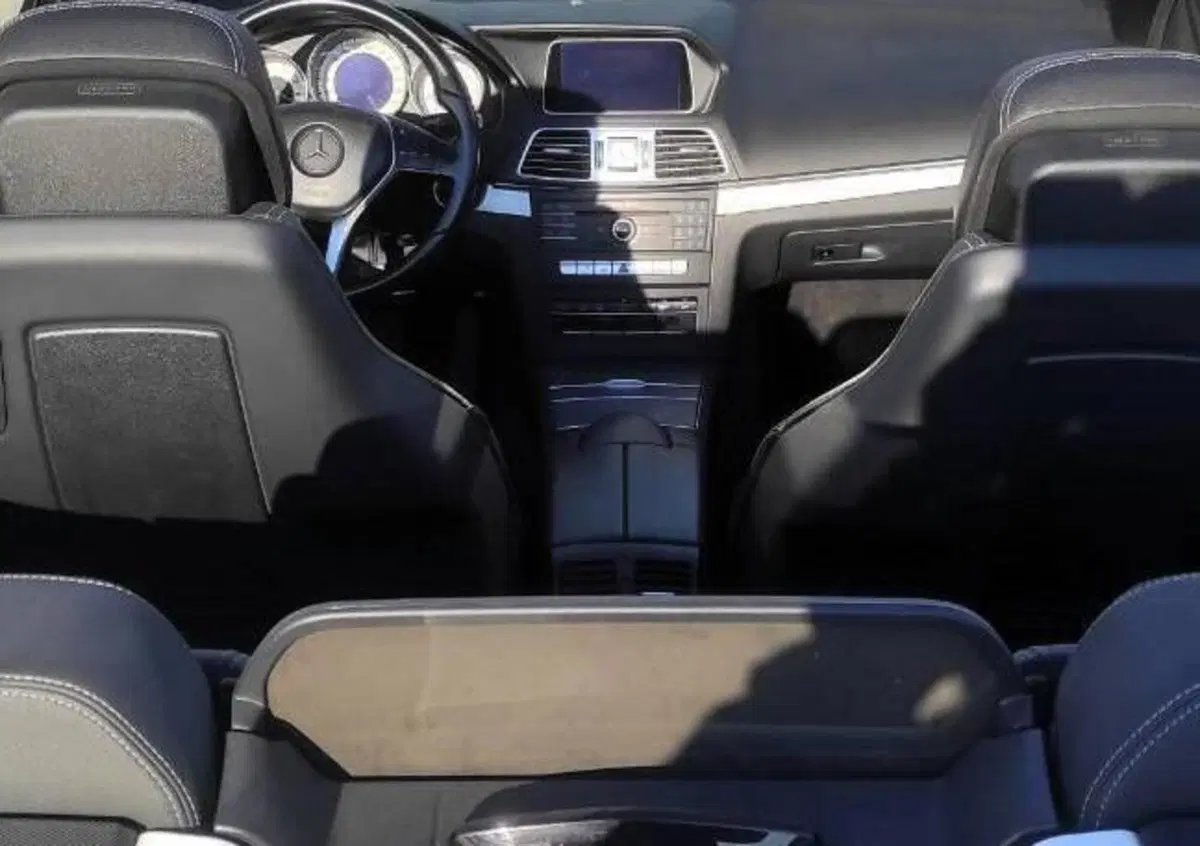 Mercedes-Benz Classe E Cabrio 220 d Cabrio Premium (8)