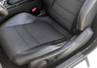 Mercedes-Benz Classe E Cabrio 220 d Cabrio Premium (11)