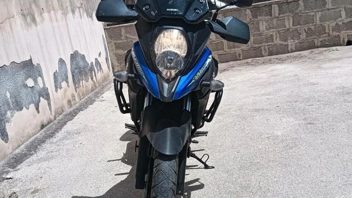 Suzuki V-Strom 650 (2021 - 25)  (2)