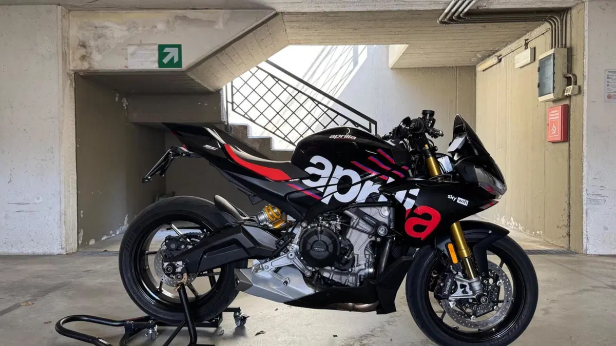 Aprilia Tuono 660 Factory (2025 - 26) 