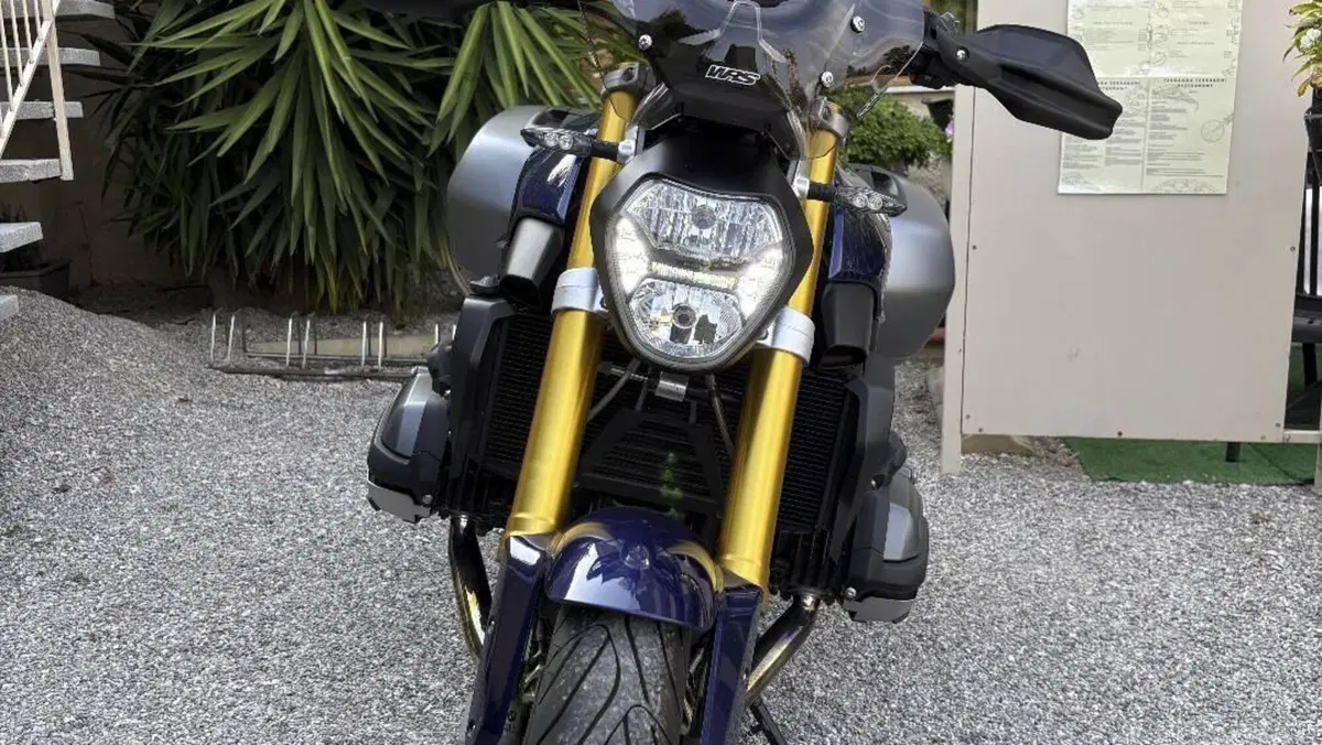 Bmw R 1200 R (2015 - 16)  (3)