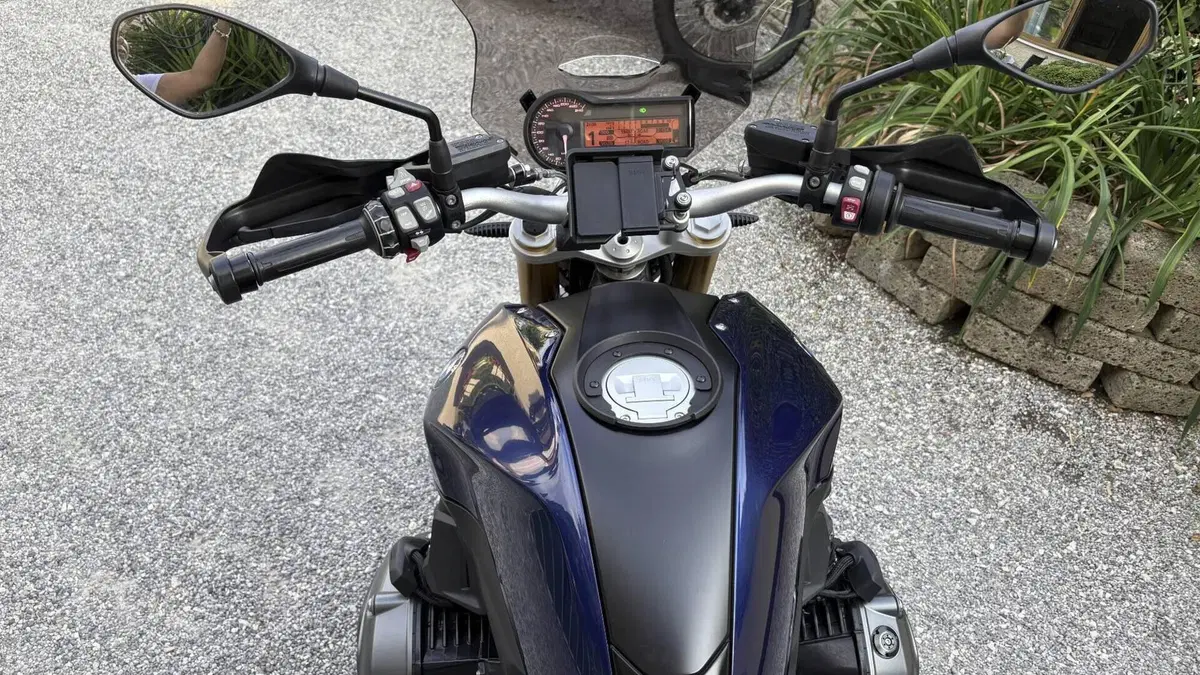 Bmw R 1200 R (2015 - 16)  (5)