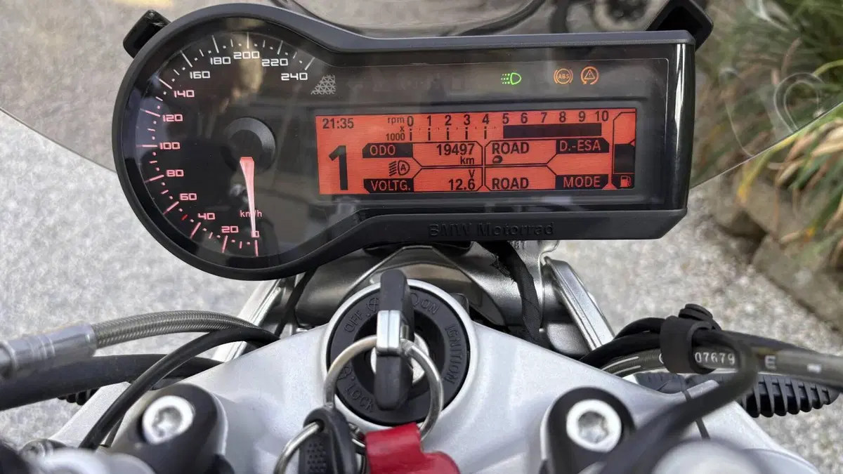 Bmw R 1200 R (2015 - 16)  (6)