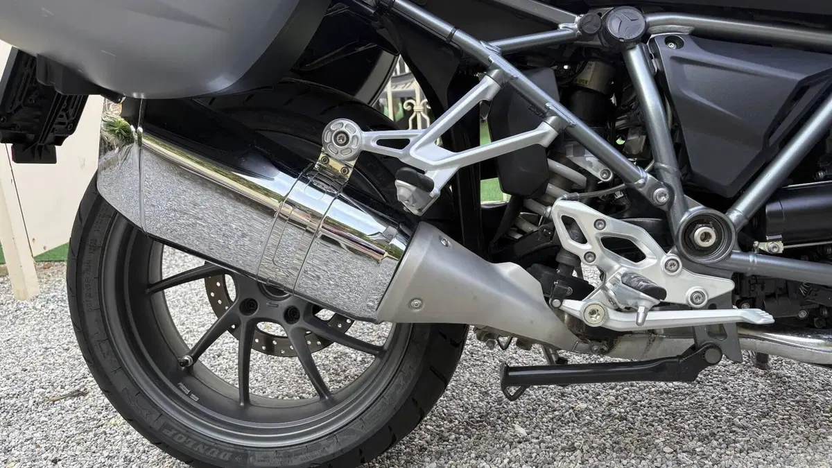 Bmw R 1200 R (2015 - 16)  (9)