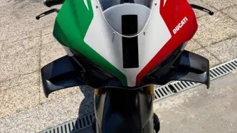 Ducati Panigale V4 Tricolore (2025 - 26) usata