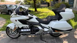 Honda GL 1800 Gold Wing Tour DCT & Airbag (2022 - 24) 
