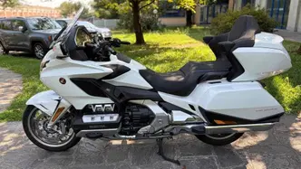 Honda GL 1800 Gold Wing Tour DCT & Airbag (2022 - 24) usata