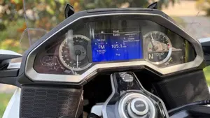 Honda GL 1800 Gold Wing Tour DCT & Airbag (2022 - 24)  (6)