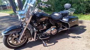 Harley-Davidson 107 Road King Classic (2019 - 20) - FLHRC  (2)