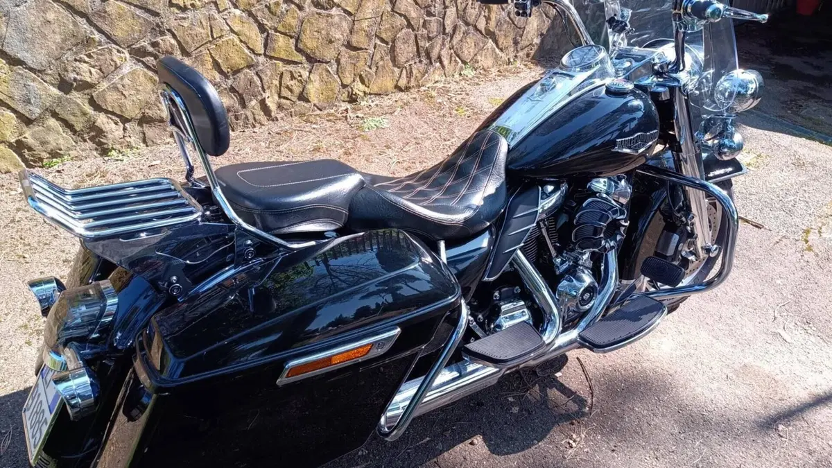 Harley-Davidson 107 Road King Classic (2019 - 20) - FLHRC  (3)