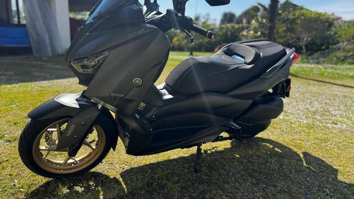 Yamaha X-Max 300 Tech Max (2021 - 24)  (17)