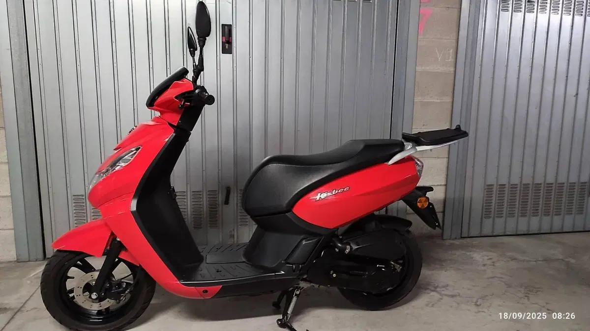 Peugeot Kisbee 50 (2019 - 20)  (2)