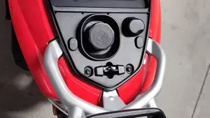 Peugeot Kisbee 50 (2019 - 20)  (3)