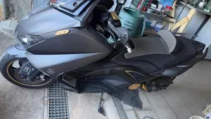 Yamaha T-Max 530 (2012 - 14)  (5)