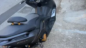 Yamaha T-Max 530 (2012 - 14)  (9)