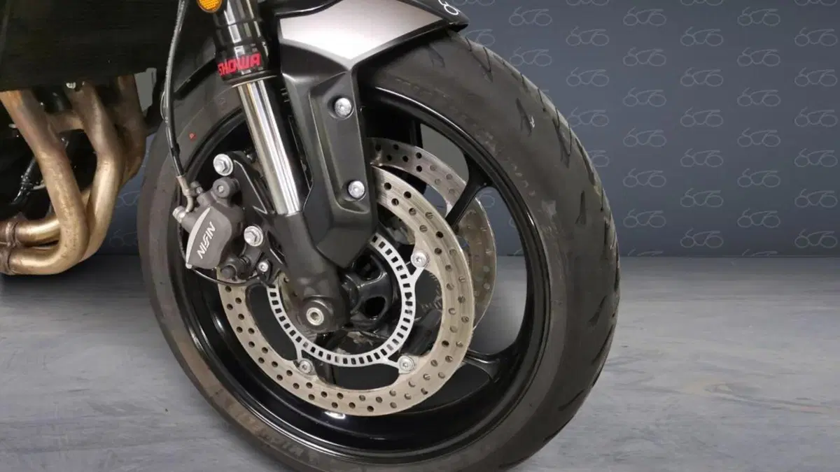 Triumph Trident 660 (2021 - 24)  (6)