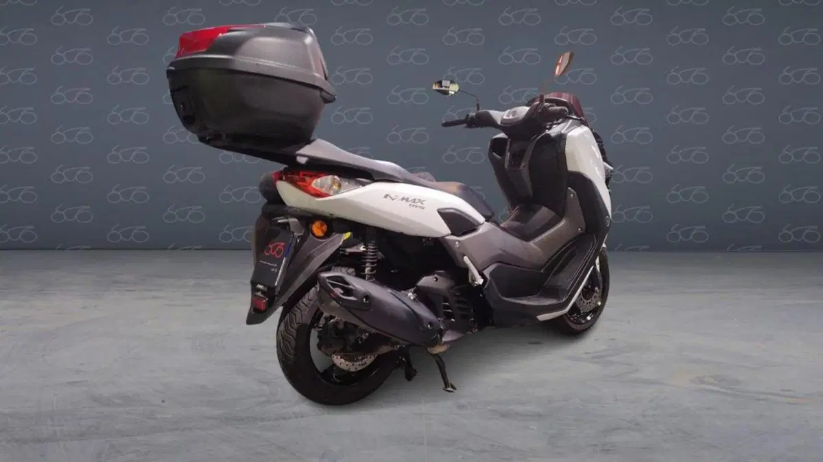 Yamaha N-Max 155 (2022 - 25)  (2)