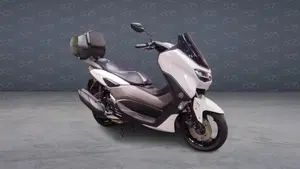 Yamaha N-Max 155 (2022 - 25)  (3)