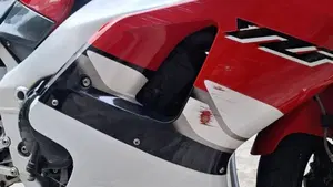 Yamaha YZF R1 (1998 - 99)  (2)