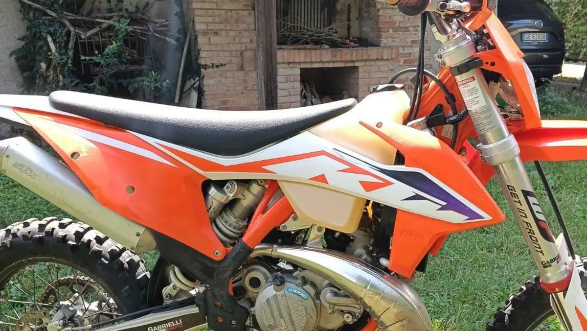 KTM 300 EXC TPI (2023)  (4)