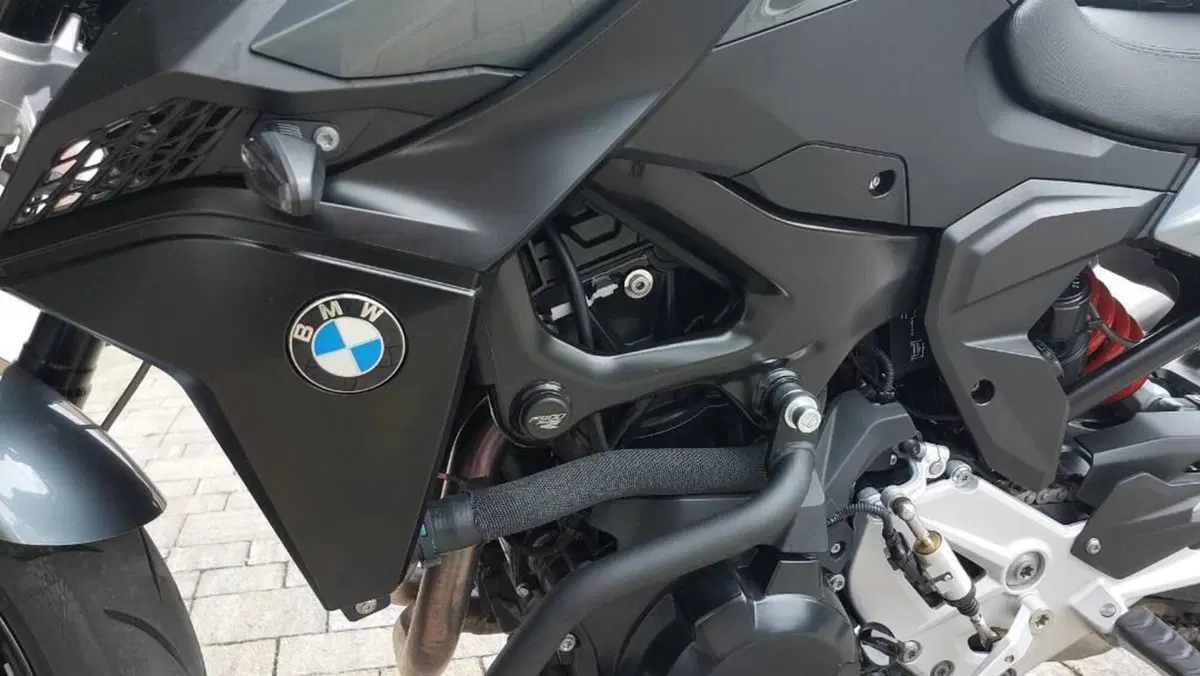 Bmw F 900 R (2021 - 24)  (3)