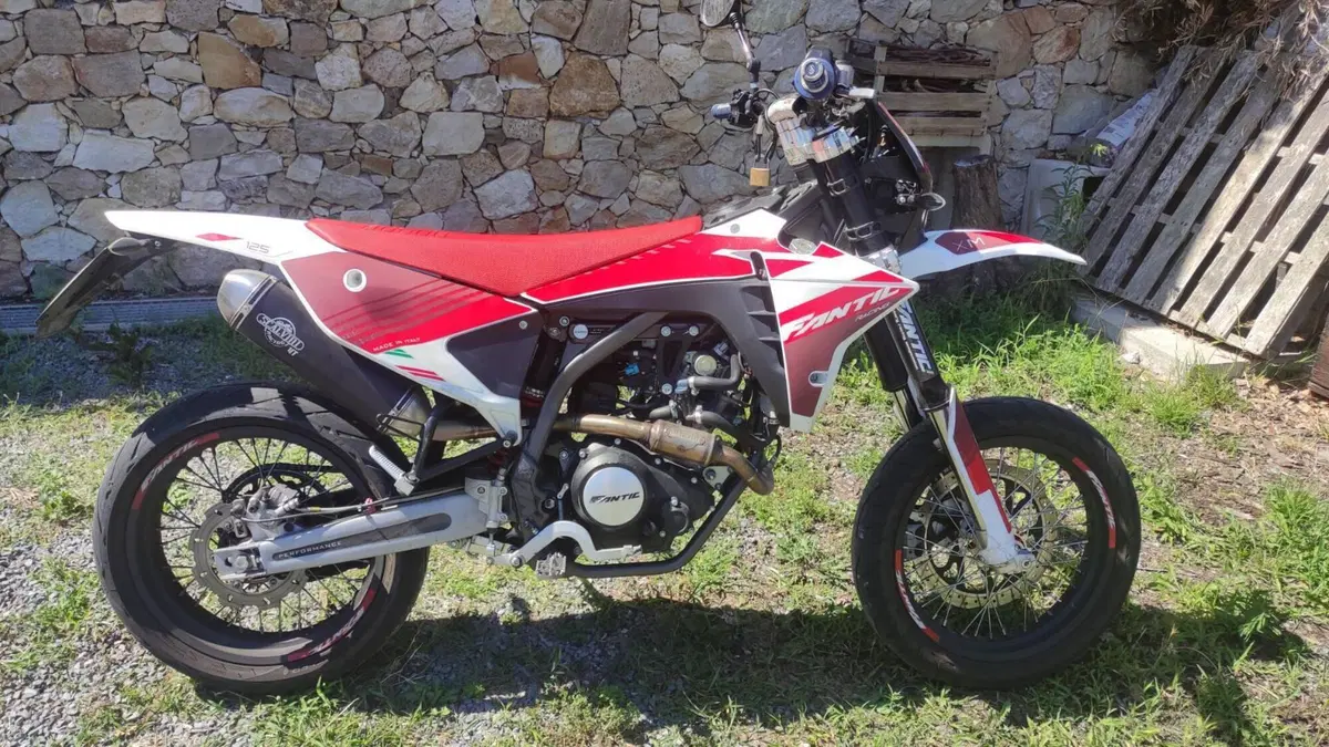 Fantic Motor XMF 125 Motard Competition 4T (2023 - 24) 